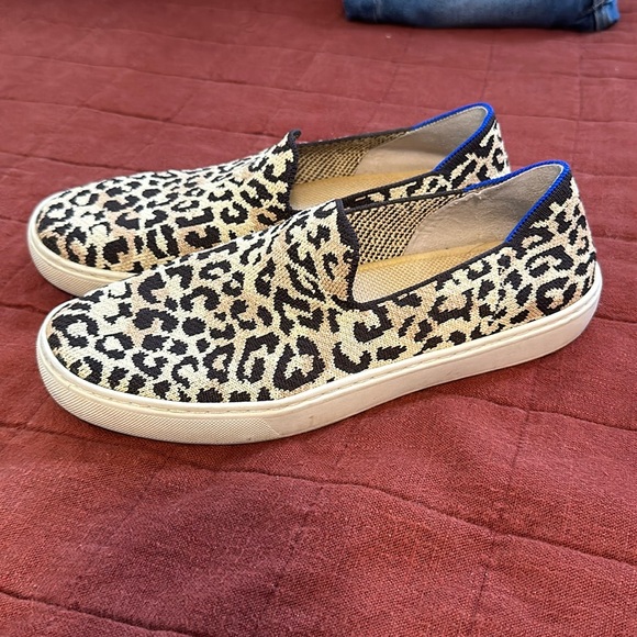 Women’s cheetah print Rothy’s “the original slip on sneaker “ - Picture 1 of 5